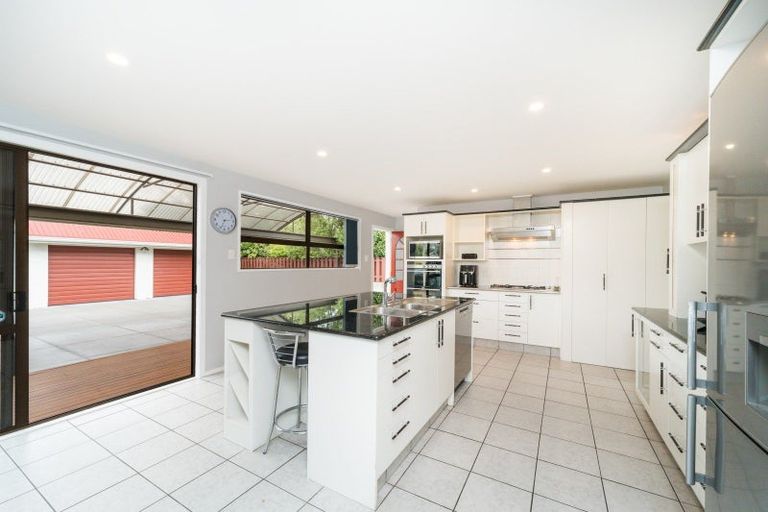 Photo of property in 16 Akaroa Avenue, Awapuni, Palmerston North, 4412