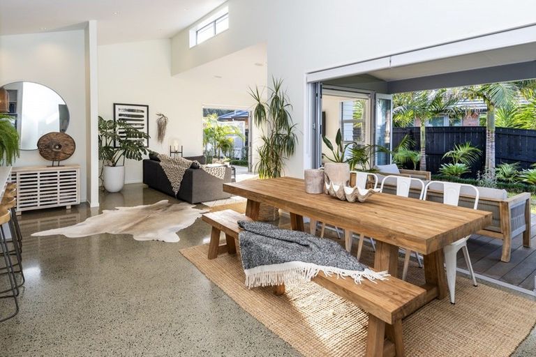 Photo of property in 28 Weatherly Drive, Beachlands, Auckland, 2018