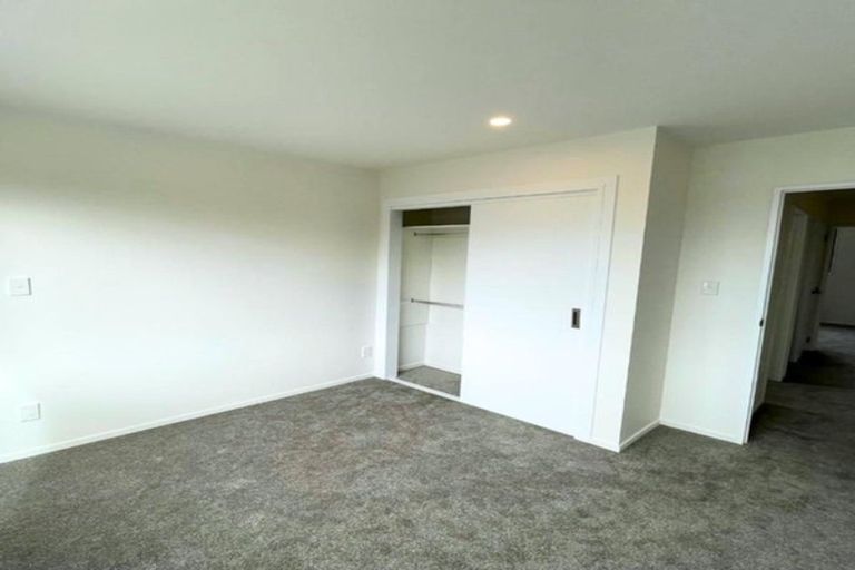 Photo of property in 6a Poruru Close, Papakura, 2110