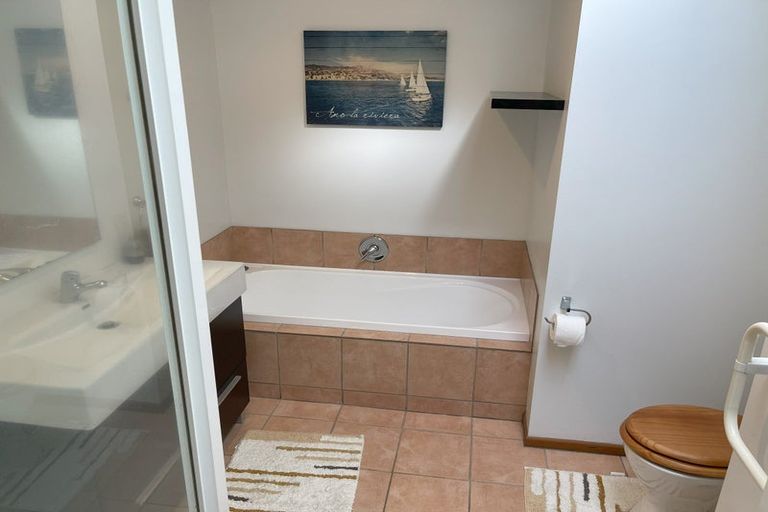 Photo of property in 3/70 Picton Avenue, Riccarton, Christchurch, 8011