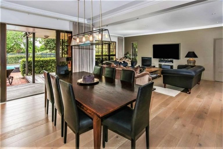 Photo of property in 54 Derbyshire Lane, Karaka, Papakura, 2580