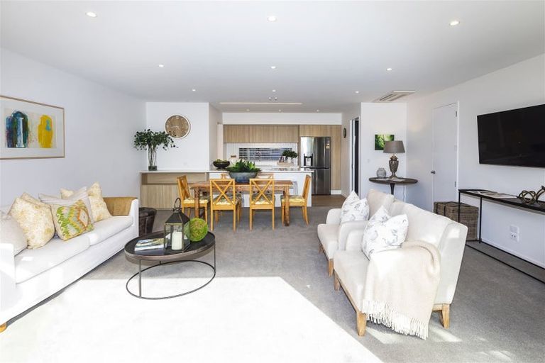 Photo of property in 32 Devonport Lane, St Albans, Christchurch, 8014