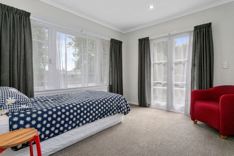 Photo of property in 69 Hall Street, Cambridge, 3434