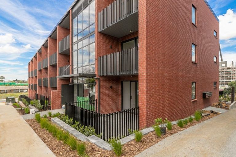Photo of property in 25/g01 Potter Avenue, Northcote, Auckland, 0627