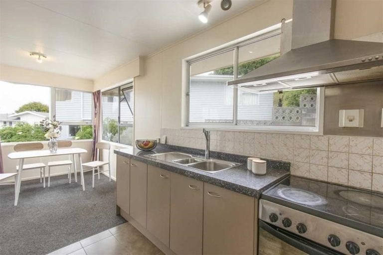 Photo of property in 18 Branscombe Street, Johnsonville, Wellington, 6037