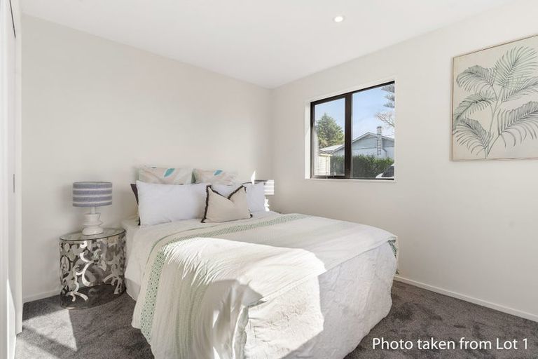 Photo of property in 1/63 Gardner Avenue, New Lynn, Auckland, 0600