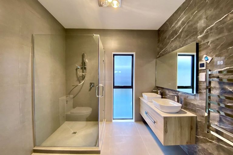 Photo of property in 54 Pacific Heights Road, Orewa, 0931