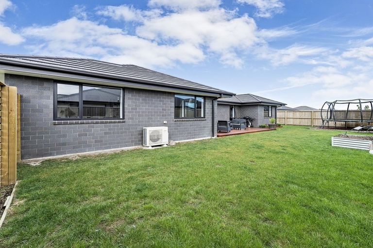 Photo of property in 74 Stationmasters Way, Prebbleton, 7604