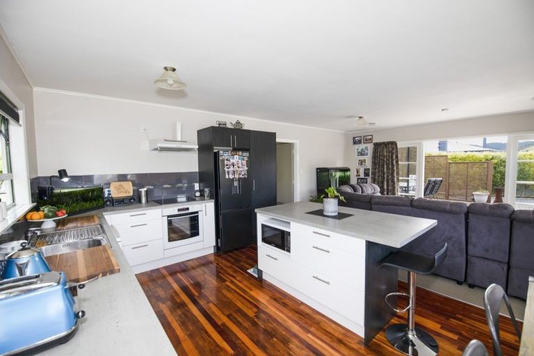 Photo of property in 3b Hinton Road, Taradale, Napier, 4112