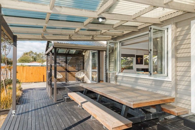 Photo of property in 145 Brougham Street, Westport, 7825