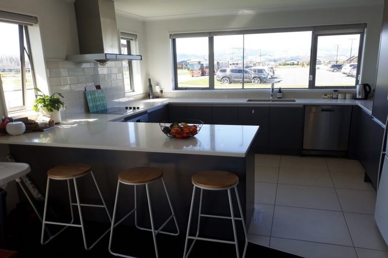 Photo of property in 2 Killarney Avenue, Halswell, Christchurch, 8025