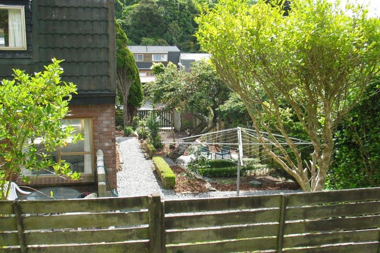 Photo of property in 68a Churton Drive, Churton Park, Wellington, 6037