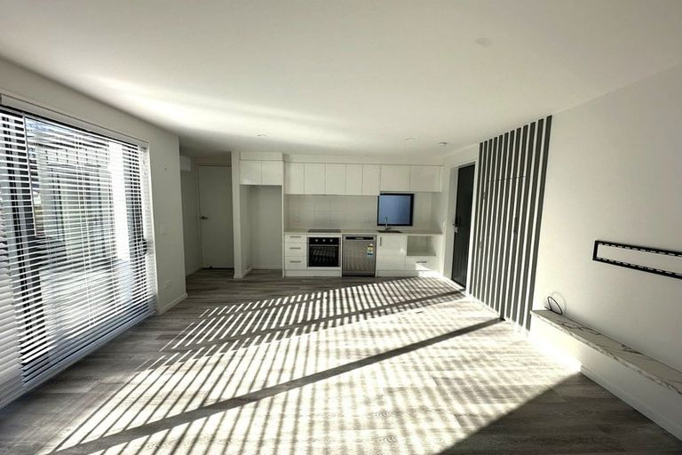 Photo of property in 3/58 Division Street, Riccarton, Christchurch, 8041