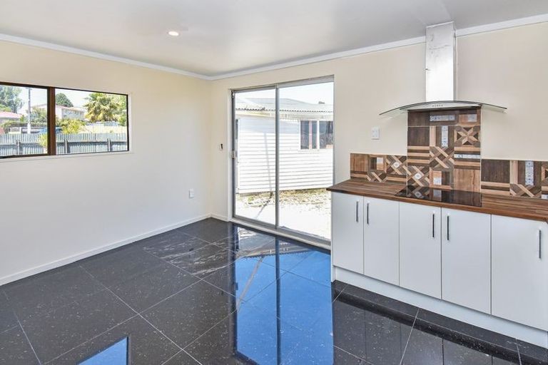 Photo of property in 22 Ivon Road, Otara, Auckland, 2023