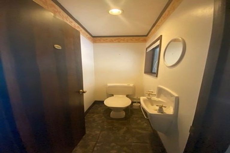 Photo of property in 3 Aintree Grove, Churton Park, Wellington, 6037