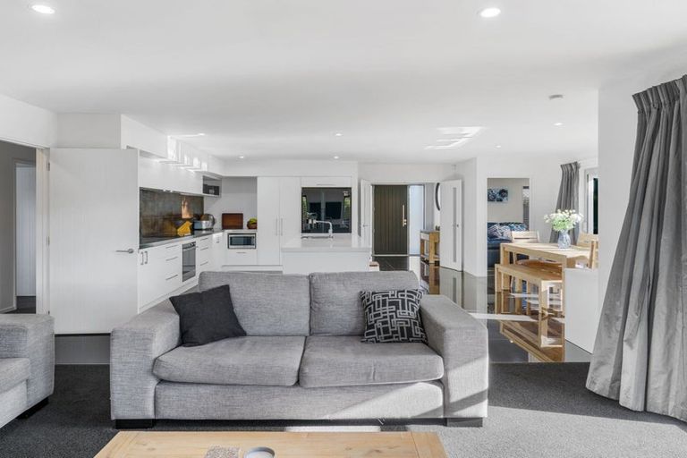 Photo of property in 6 Elgin Place, Prebbleton, 7604