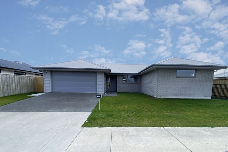 Photo of property in 142 Northbrook Road, Rangiora, 7400