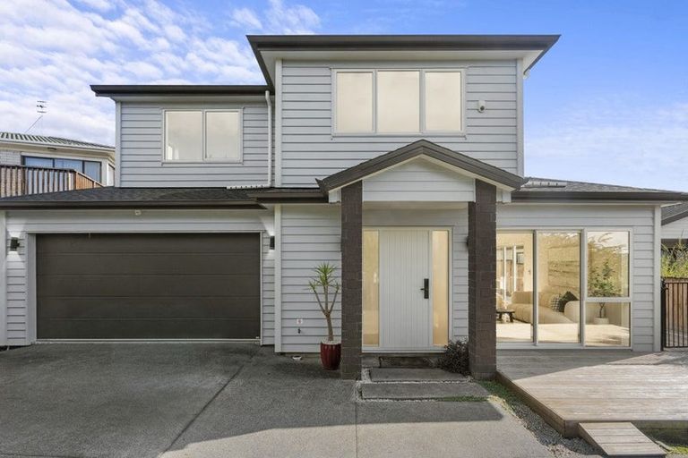 Photo of property in 47a Reynella Drive, Massey, Auckland, 0614