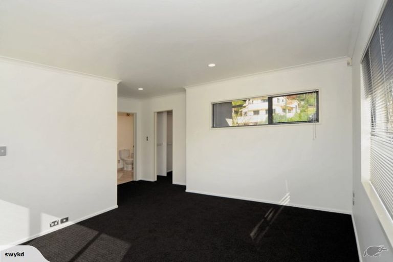 Photo of property in 7 Glenreagh Place, Torbay, Auckland, 0630