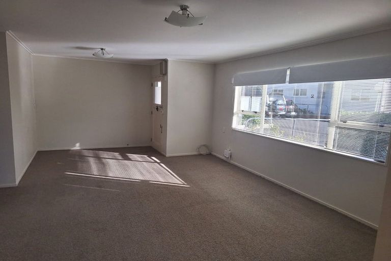 Photo of property in 1/2 Angell Street, Johnsonville, Wellington, 6037