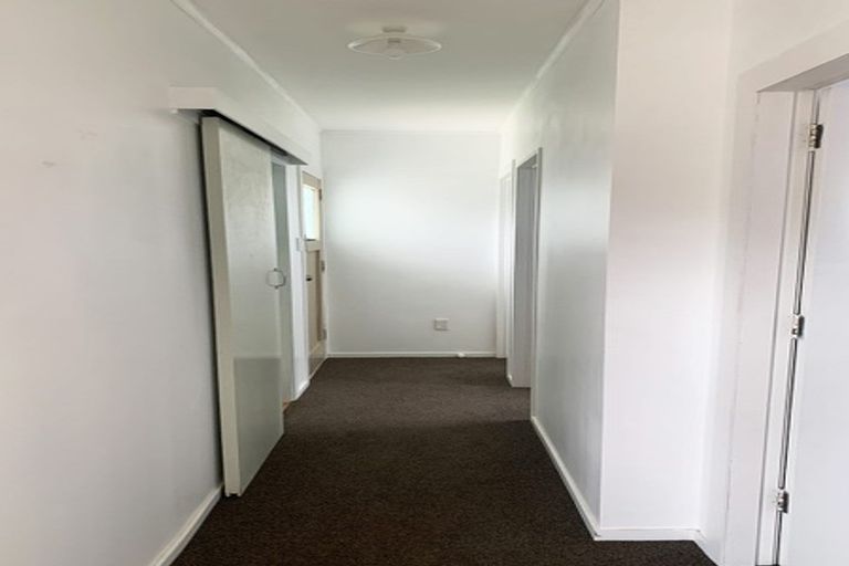 Photo of property in 10 Princess Street, Marton, 4710