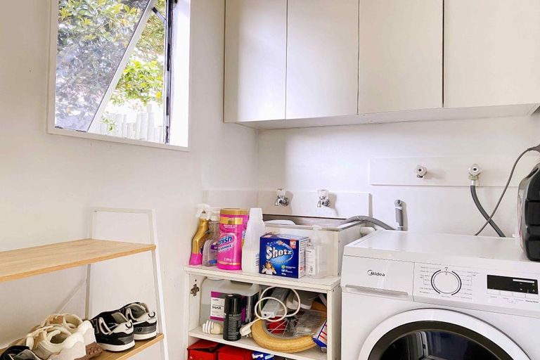 Photo of property in 163 Rathgar Road, Henderson, Auckland, 0610