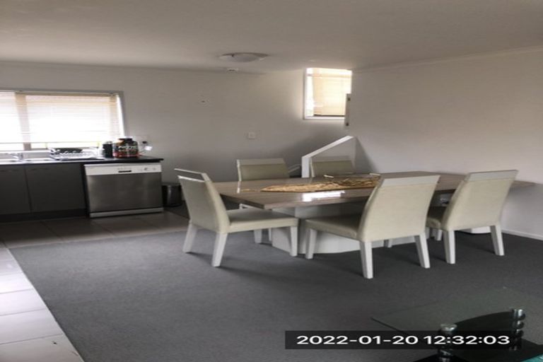 Photo of property in St Claire Village, 34/172 Mcleod Road, Te Atatu South, Auckland, 0610