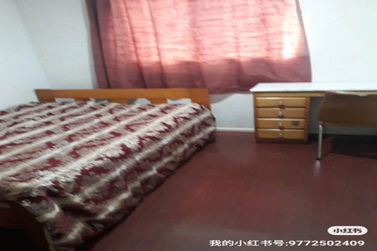 Photo of property in 43 Balgay Street, Upper Riccarton, Christchurch, 8041