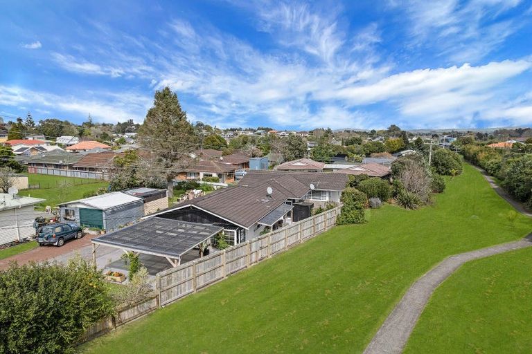 Photo of property in 19f Victoria Avenue, Waiuku, 2123
