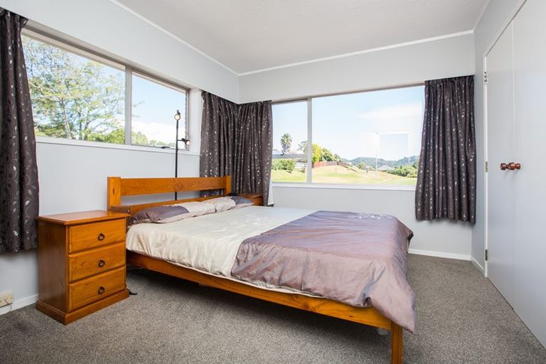 Photo of property in 1/15a Oates Road, Glen Eden, Auckland, 0602