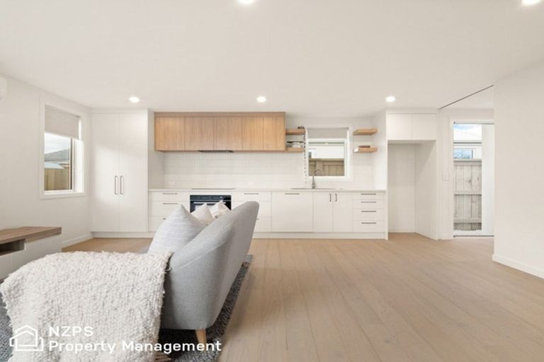 Photo of property in 6-d Berwick Street, Mosgiel, 9024