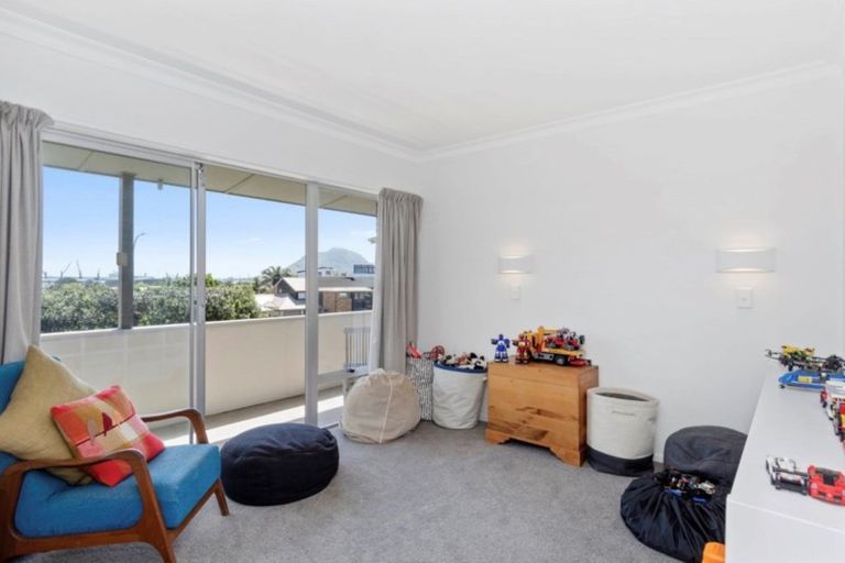 Photo of property in 24 Tay Street, Mount Maunganui, 3116