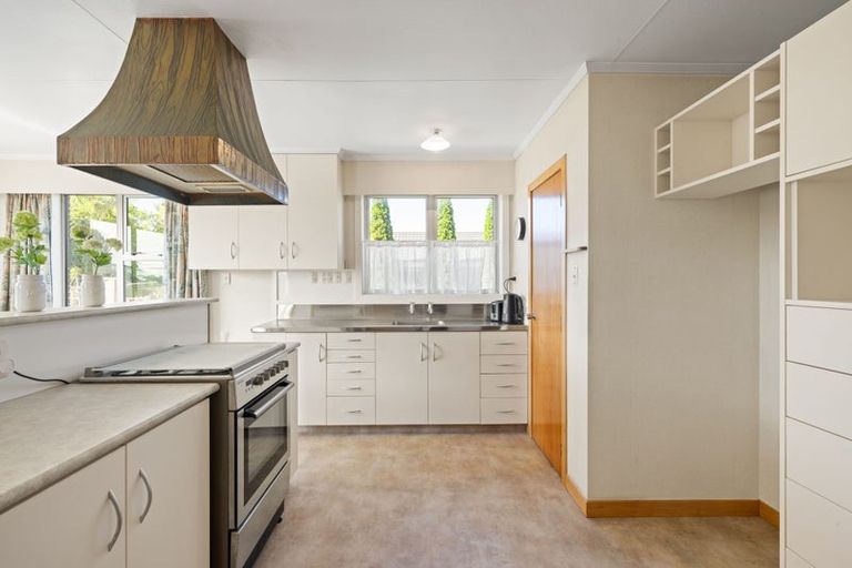 Photo of property in 13 Russleigh Drive, Dinsdale, Hamilton, 3204
