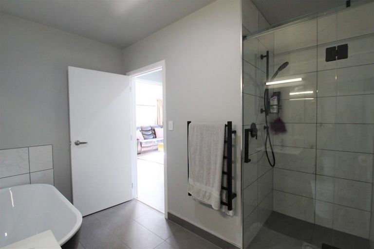 Photo of property in 8 Mandeno Drive, Kerikeri, 0230