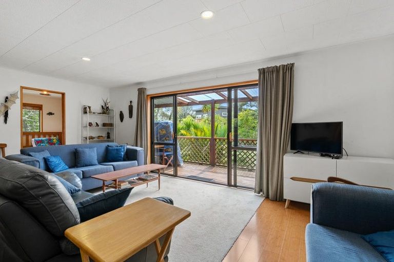 Photo of property in 172 Howard Road, Orere Point, 2585