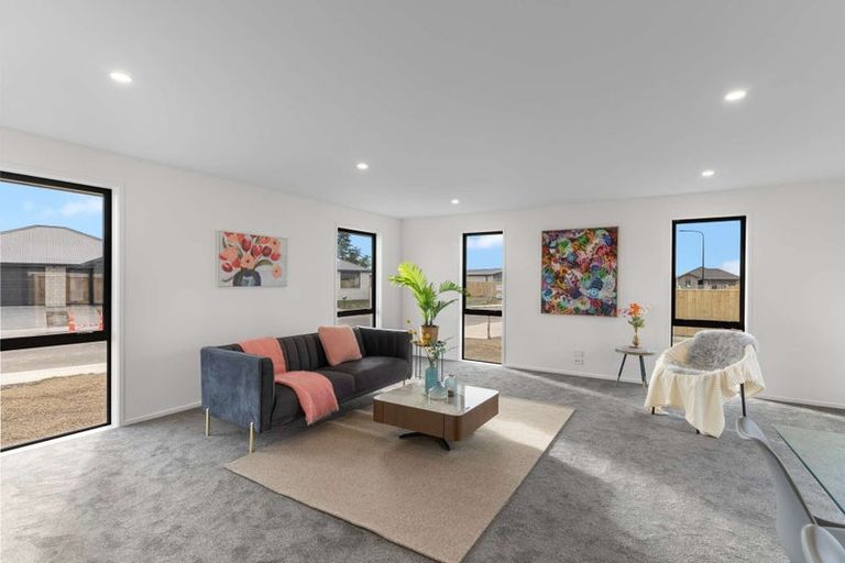 Photo of property in 24 Herridge Street, Woodend, 7691