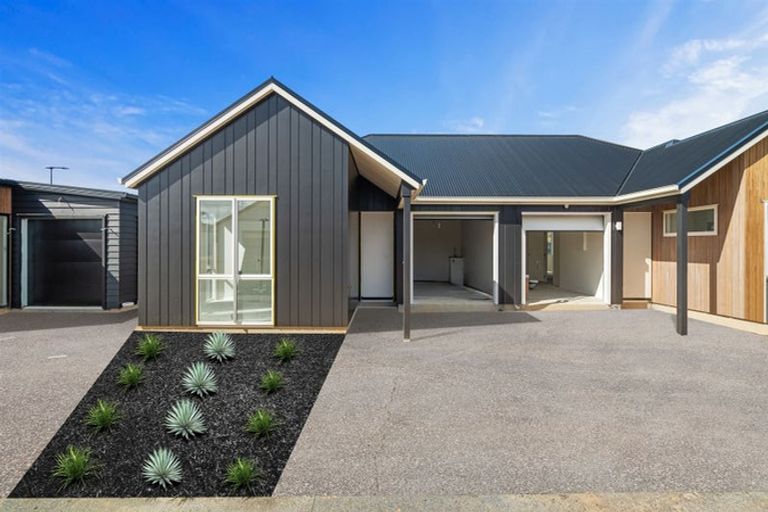 Photo of property in 7 Tanuku Lane, Te Puke, 3119