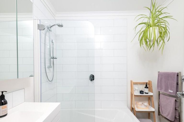 Photo of property in 75a John Sims Drive, Broadmeadows, Wellington, 6035