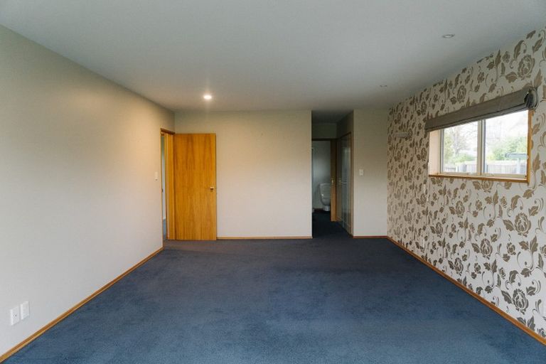 Photo of property in 9 Lewisham Park, St Albans, Christchurch, 8052