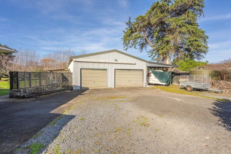 Photo of property in 30 Convent Road, Otaki, 5512