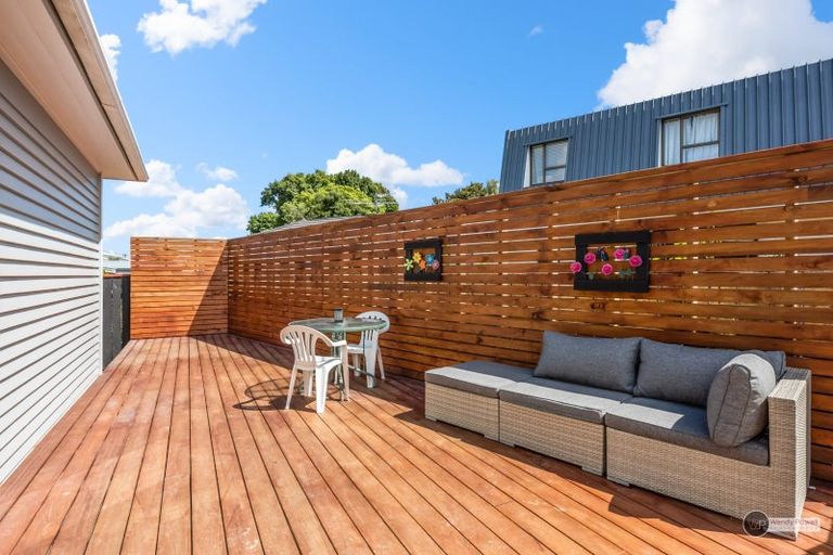 Photo of property in 44 Hardy Street, Waterloo, Lower Hutt, 5011