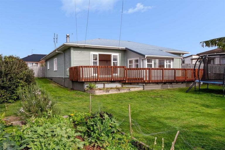 Photo of property in 16a Stewart Street, Te Puke, 3119