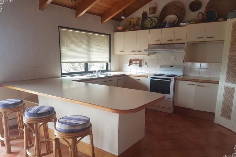 Photo of property in 155 Rockell Road, Whananaki, Hikurangi, 0181