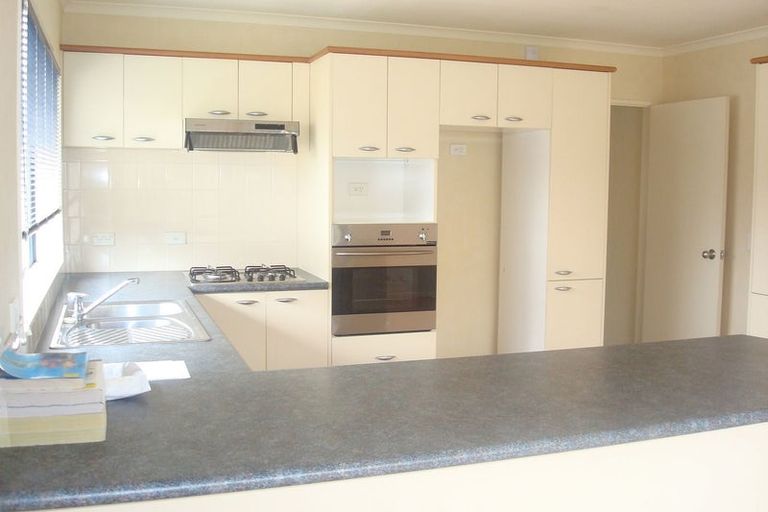 Photo of property in 7 Ardkeen Place, East Tamaki, Auckland, 2016
