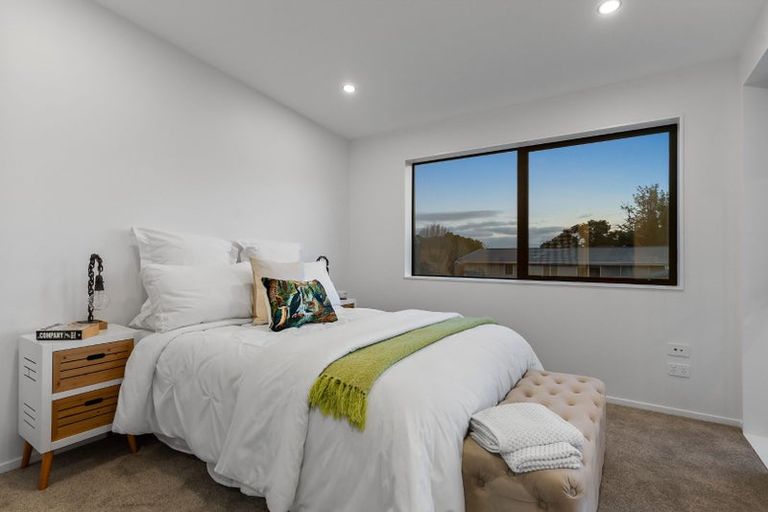 Photo of property in 935a Whangaparaoa Road, Manly, Whangaparaoa, 0930