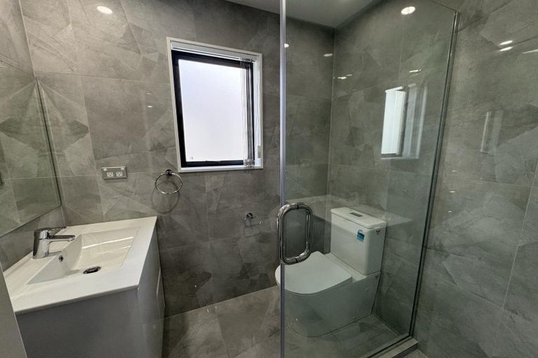 Photo of property in 42a Sheehan Avenue, Papakura, 2110