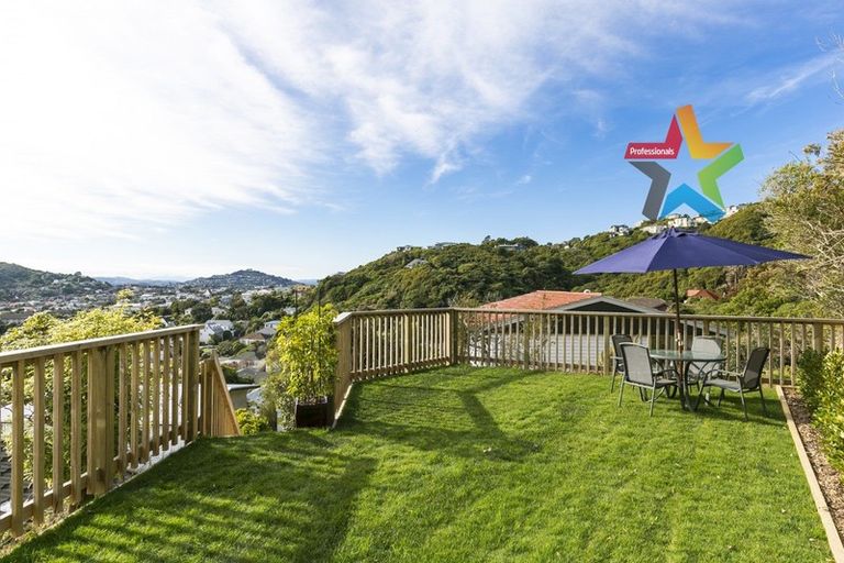Photo of property in 80 Collier Avenue, Karori, Wellington, 6012