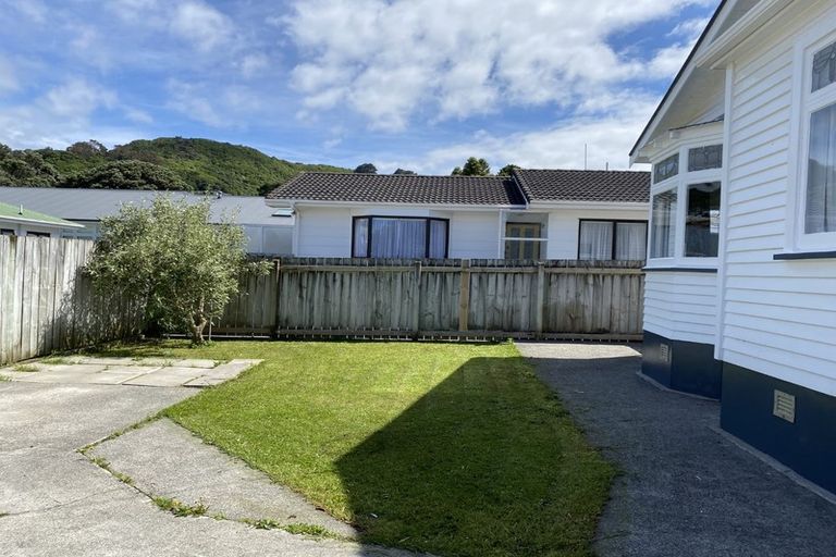 Photo of property in 26 Weka Street, Miramar, Wellington, 6022