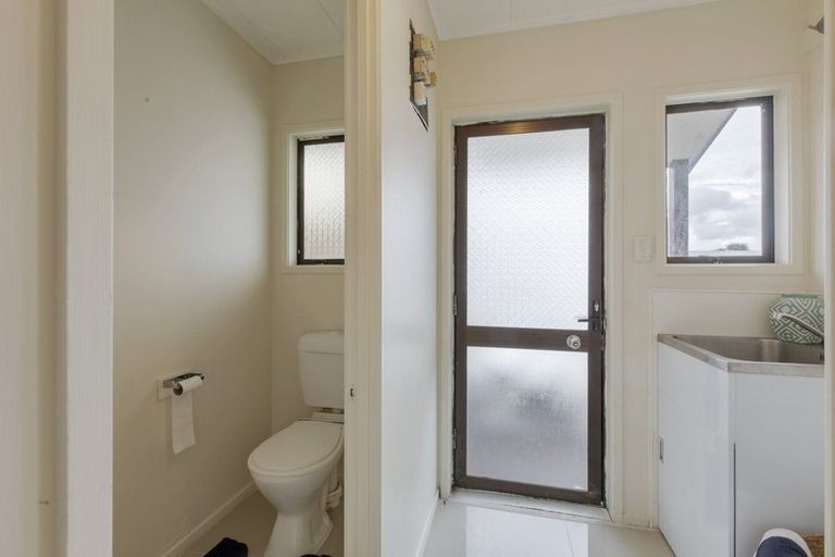 Photo of property in 2/25 Margaret Road, Papatoetoe, Auckland, 2025