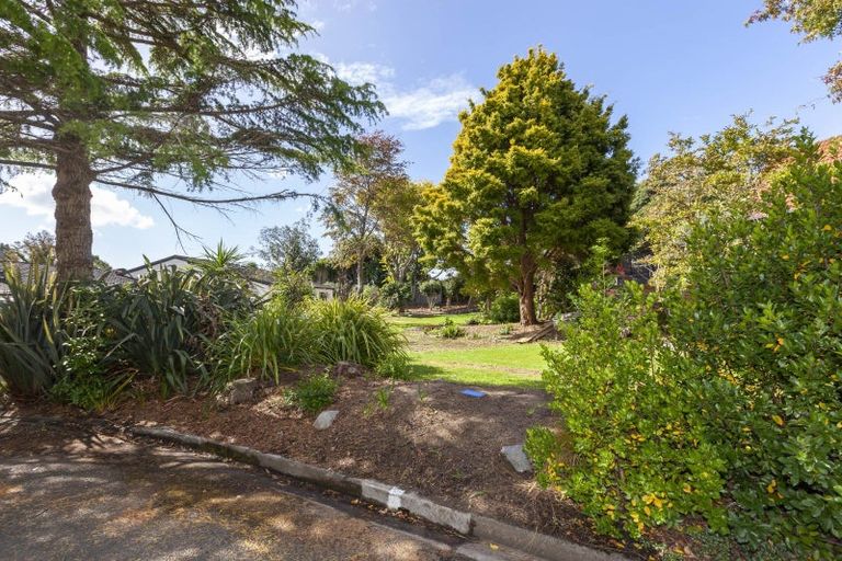 Photo of property in 8b Fiesta Grove, Raumati Beach, Paraparaumu, 5032